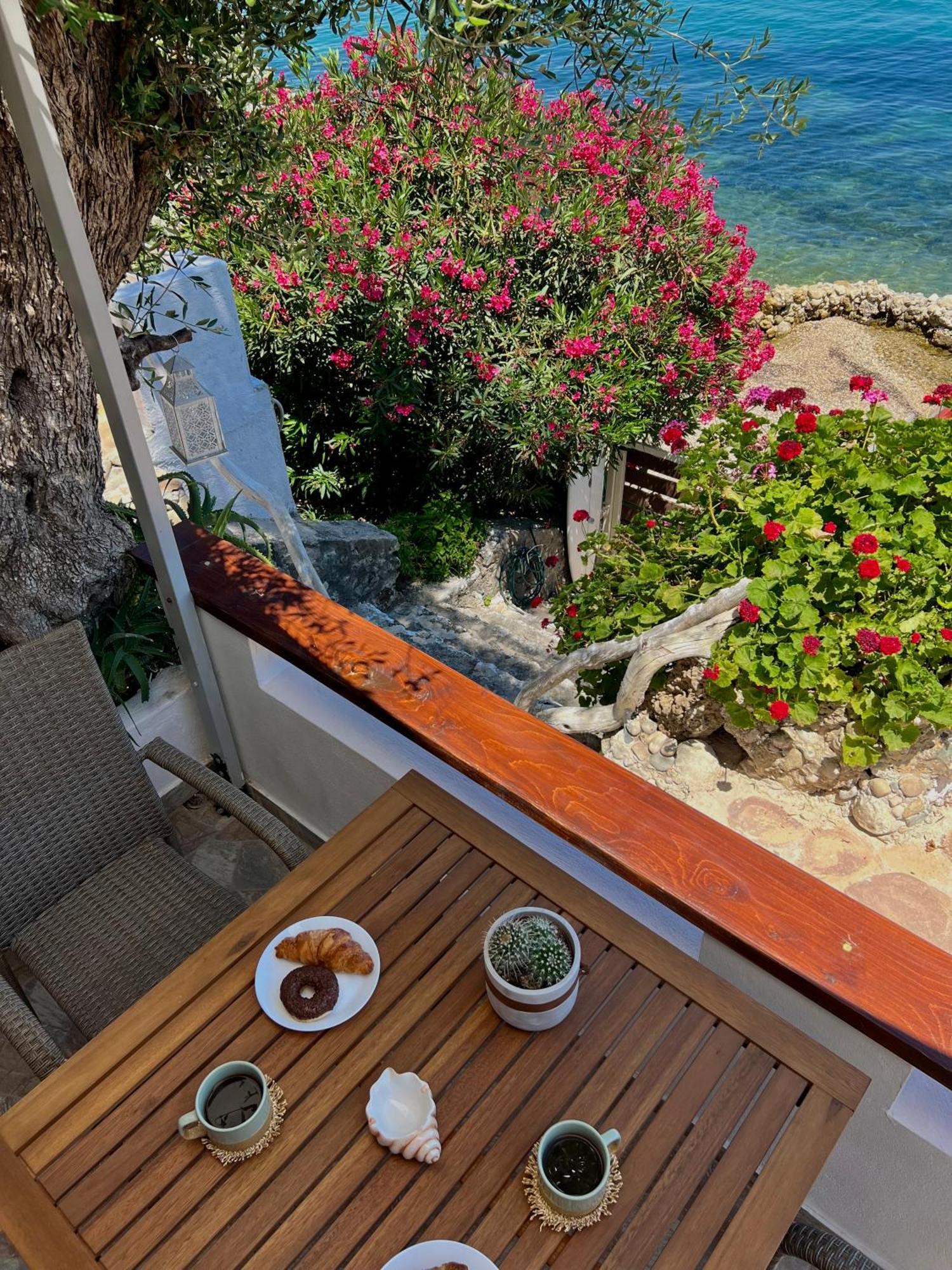 Kohyli Boutique * Agia Pelagia Chlomou